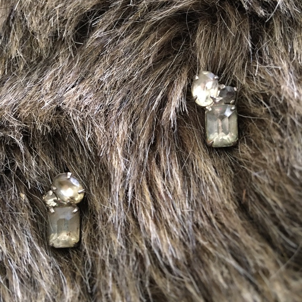 Antique 40s glass rhinestone screw back clips